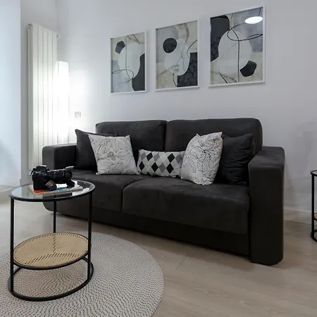 Apartment Spacio Menina By Unique Burgo